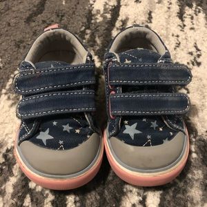 See Kai Run girls shoes, baby/toddler size 4.5